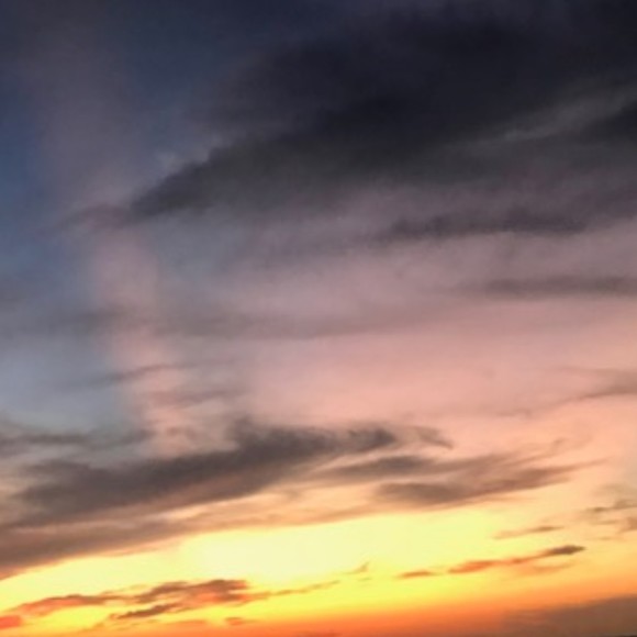 Meet your Posher, Jennifer - Picture 1 of 1